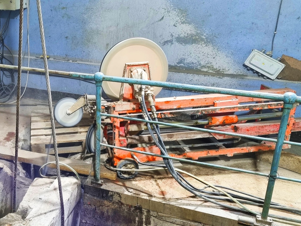 Канатная резка на ГЭС